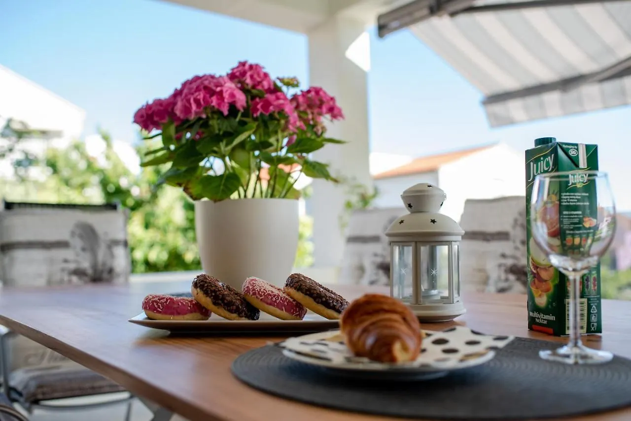 Villa Sportiva Zadar With Private Heated Pool 0*,
